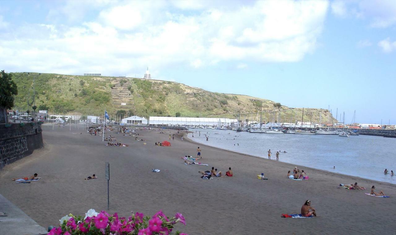 Casa Sousa Ribeiro Praia da Vitória Buitenkant foto